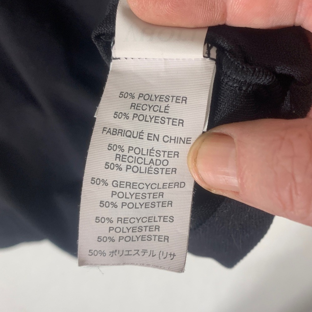 Vuori Ace Polo Shirt Mens XL Black Short Sleeve Polo Pocket Logo Athleisure - Picture 7 of 11